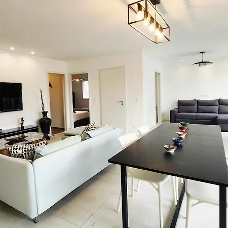 Le Reflet Celeste Apartment